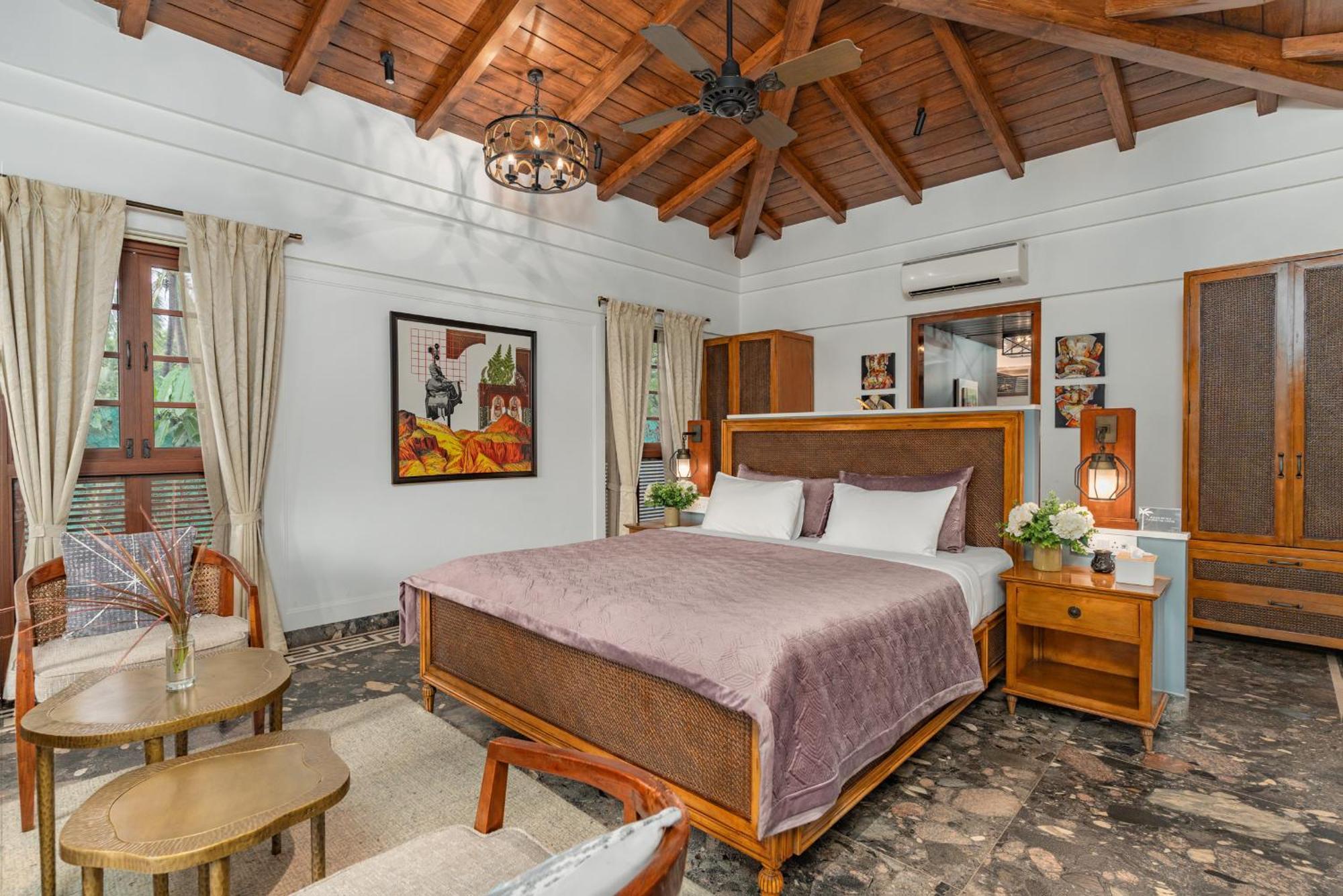 Azara Beach House - 5 Bhk Designer Villa, Candolim Beach Bagian luar foto