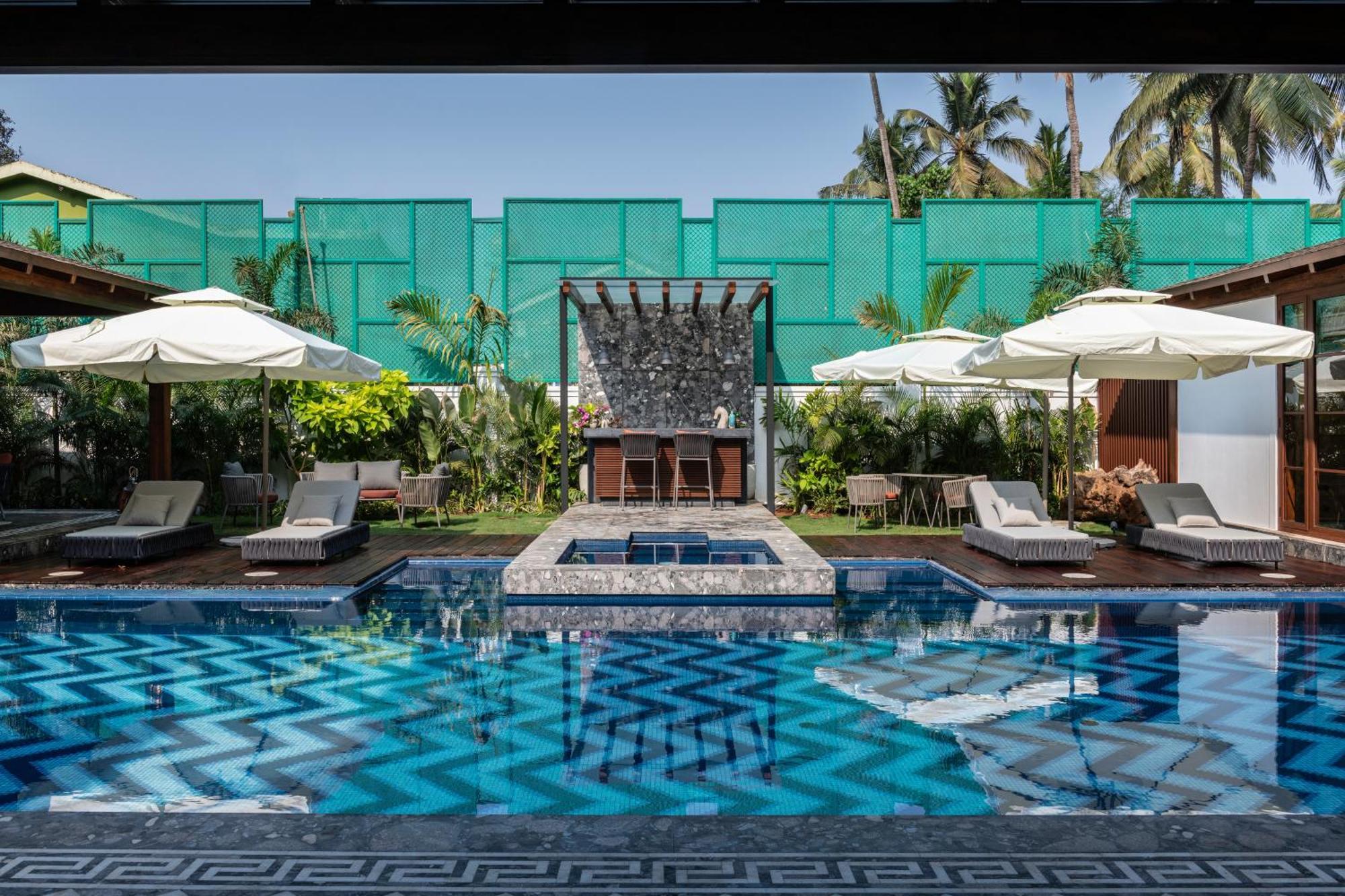 Azara Beach House - 5 Bhk Designer Villa, Candolim Beach Bagian luar foto