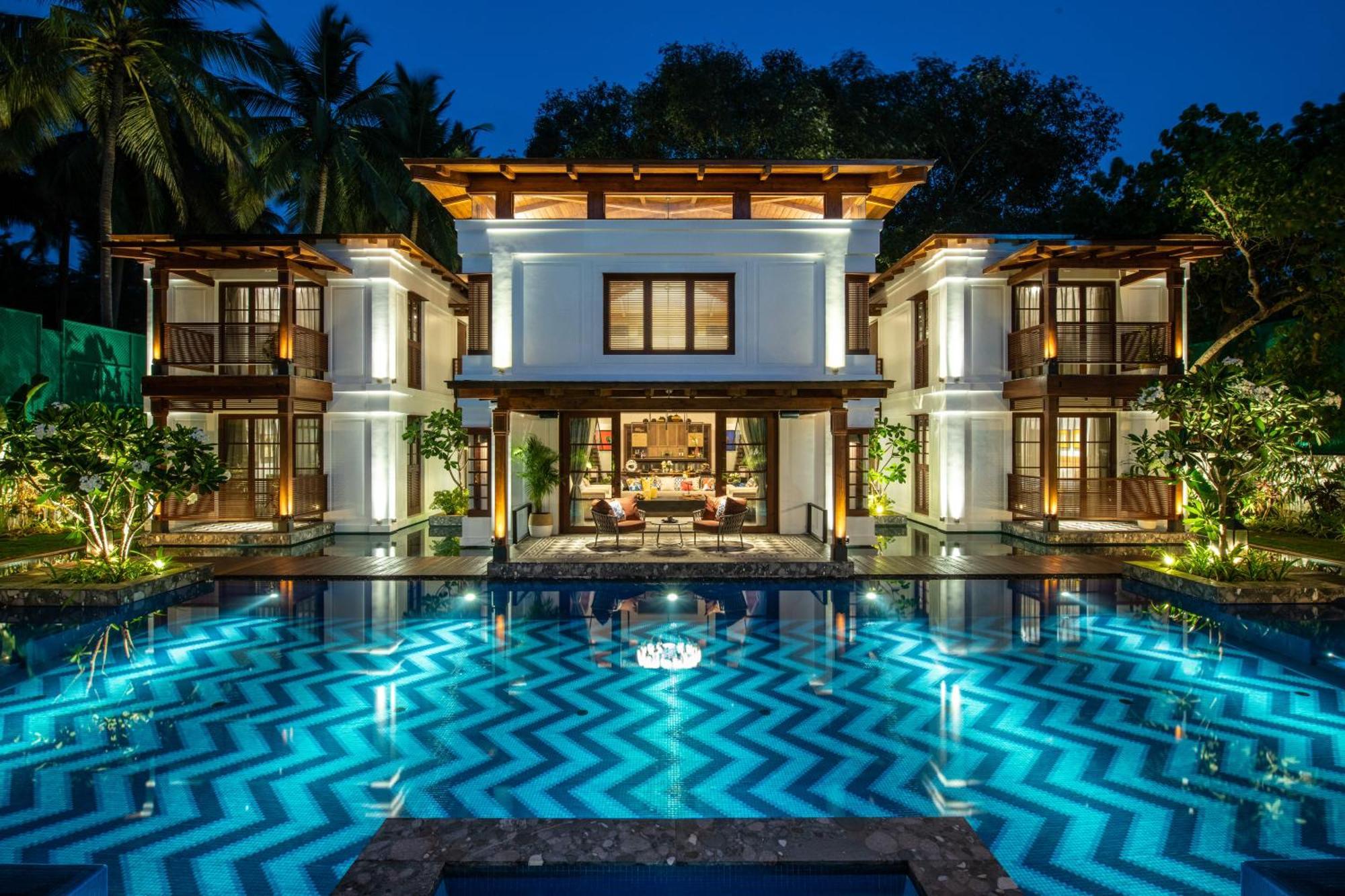 Azara Beach House - 5 Bhk Designer Villa, Candolim Beach Bagian luar foto